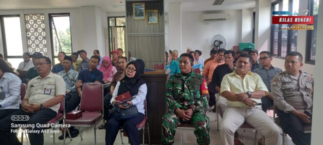 
Bhabinkamtibmas Pondok Ranggon Hadiri Sosialisasi Bantuan Hukum Keliling Bersama BPHN Kemenkumham