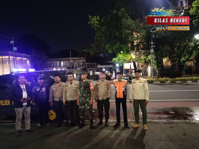 
Cegah Aksi Premanisme Tiga Pilar Sawah Besar Gelar Patroli Dalam Operasi Brantas Jaya 2025