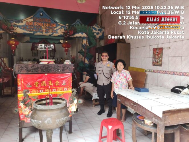 
Kapolsubsektor Kayu Awet Gelar Sambang Bersama Ibu Edi, Pererat Sinergi Polri dan Warga