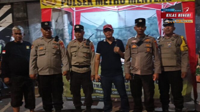 
Patroli Cipkon Dini Hari, Polsek Menteng Hadir di Perbatasan Kwitang – Kalipasir Antisipasi Tawuran dan Kerawanan Malam