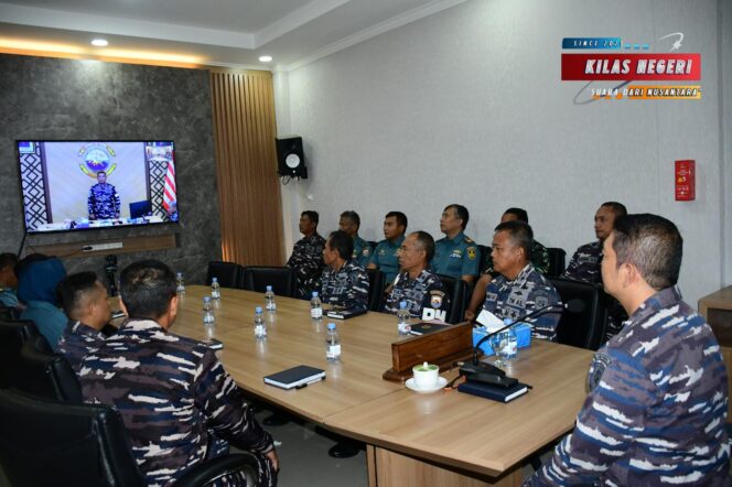 
Komandan Lanal Bandung Ikuti Briefing Awal Latihan Penegakan Hukum dan Keamanan Laut Jajaran Koarmada I