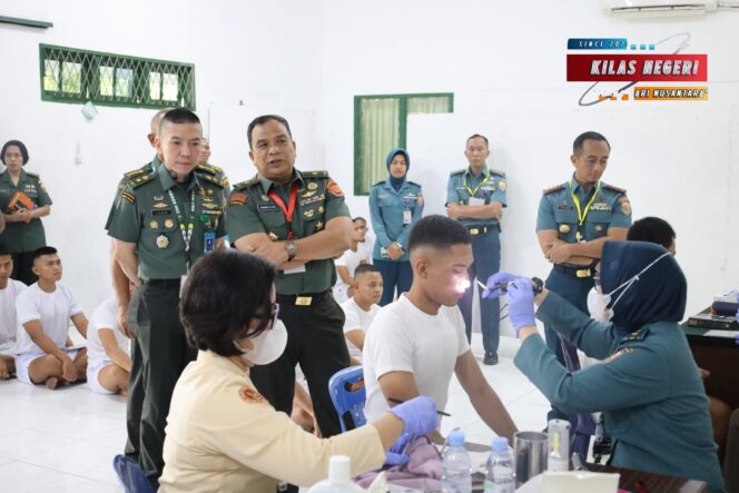 
Wakil Komandan Lantamal I Turut Serta Awasi Pelaksanaan Pemeriksaan Kesehatan Calon Taruna Akademi TNI
