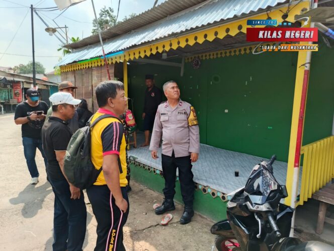 
Seluruh Posko Ormas di Duren Sawit Dibersihkan, Kapolsek: Pendekatan Persuasif Jadi Kunci Keberhasilan