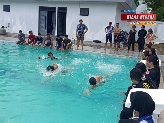 
Tanamkan Cinta Bahari, Lanal Bintan Adakan Pelatihan Renang dan Menyelam