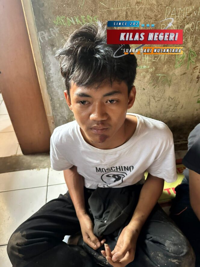 
Polsek Duren Sawit Amankan Tiga Remaja Diduga Akan Tawuran di Pulo Gadung