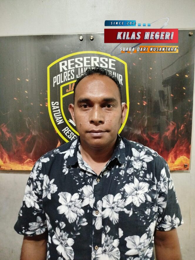 
Polisi mengamankan Debt collector berikut Satu Unit Mobil yang Diduga Disita Secara Ilegal di Area Stasiun KCIC Halim