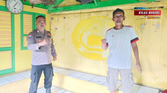 
Posko Ormas Forkabi Bertransformasi Jadi Pos Ronda di KelWetanapa Dua