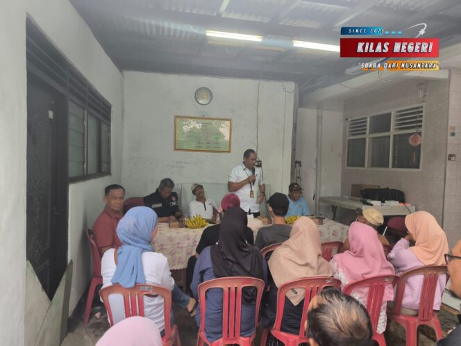 
Satresnarkoba Polres Metro Jaktim Penyuluhan Bahaya Narkoba di Kayu Manis