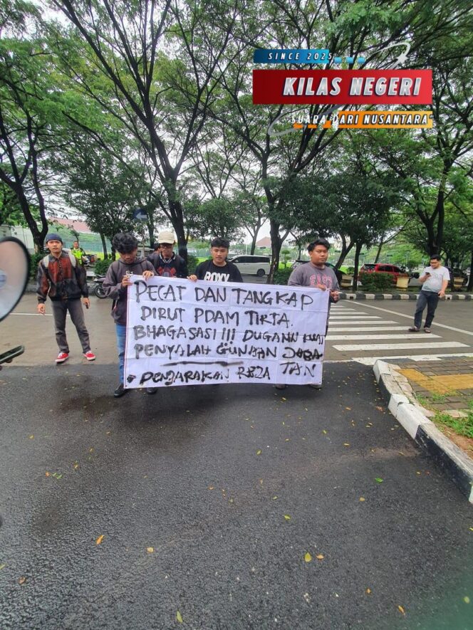 Mahasiswa Anti Korupsi (GMAK)  Tuntut Kejari Kabupaten Bekasi, Periksa dan Tangkap Dirut PDAM Tirta Bhagasasi Reza Luthfi Hasan