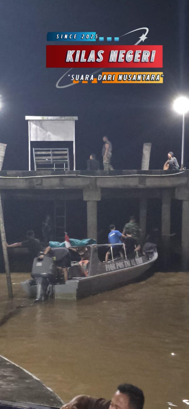 
TNI Angkatan Laut Bersama Tim SAR Gabungan Berhasil Temukan Mayat Korban Kecelakaan Laut di Perairan Batang Kuantan Indragiri Hilir