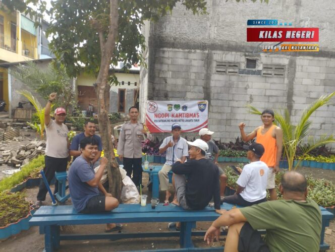 
Bhabinkamtibmas Kelurahan Halim PK Gelar Ngopi Kamtibmas, Ajak Warga Aktif Jaga Keamanan Lingkungan