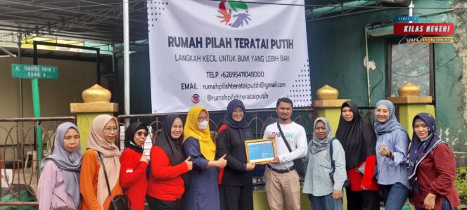 PLN UPMk 1 Cawang Berkolabrasi Dengan Rumah Pilah Teratai Putih dan RW 04 Malakasari Gelar Sosialisasi Pilah Sampah