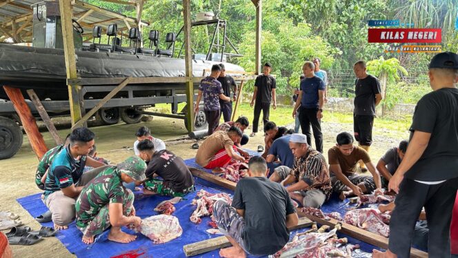 
Lanal Simeulue Laksanakan Pemotongan Hewan Qurban Dalam Rangka Hari Raya Idul Adha 1446 H/2025