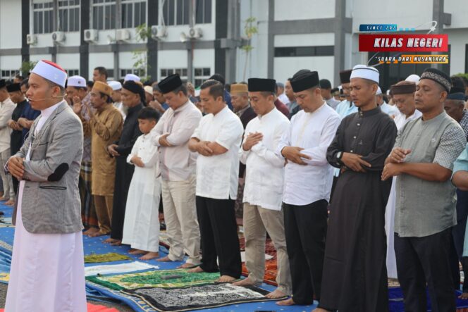 
Lantamal I Laksanakan Sholat Idul Adha 1446 H dan Pemotongan Hewan Qurban