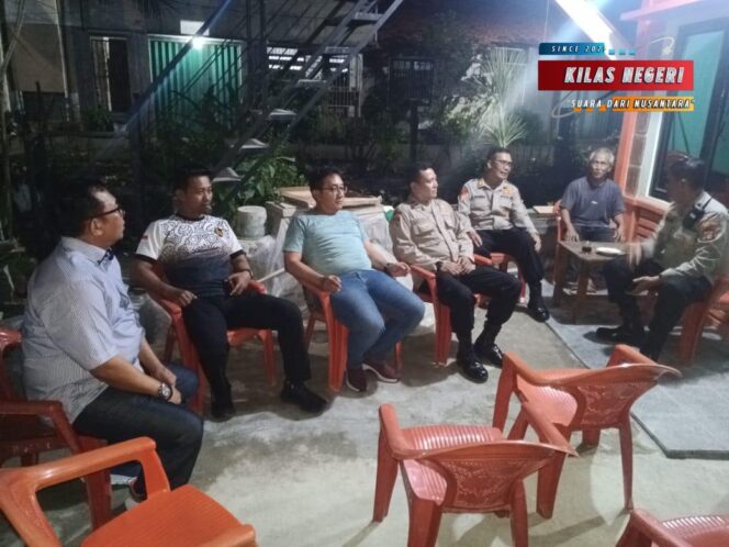 
Polres Metro Jakarta Timur Gelar Patroli Malam Cegah Kejahatan Jalanan dan Tawuran