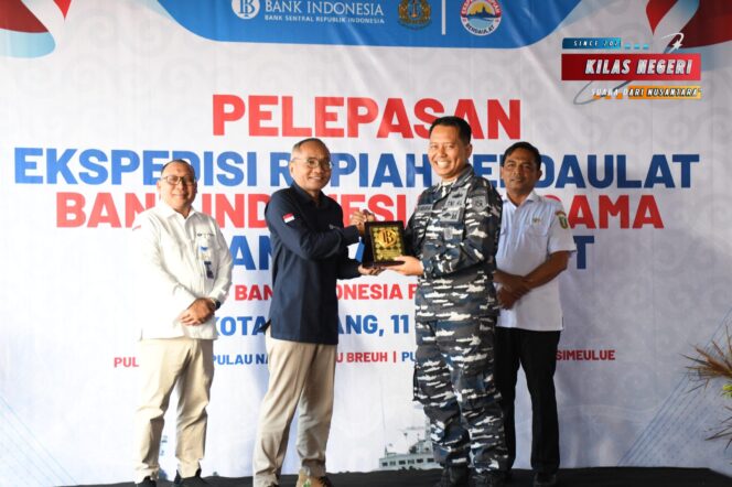 
TNI AL Bersama Bank Indonesia Selenggarakan (ERB) Ekspedisi Rupiah Berdaulat Aceh 2025 di Lanal Sabang