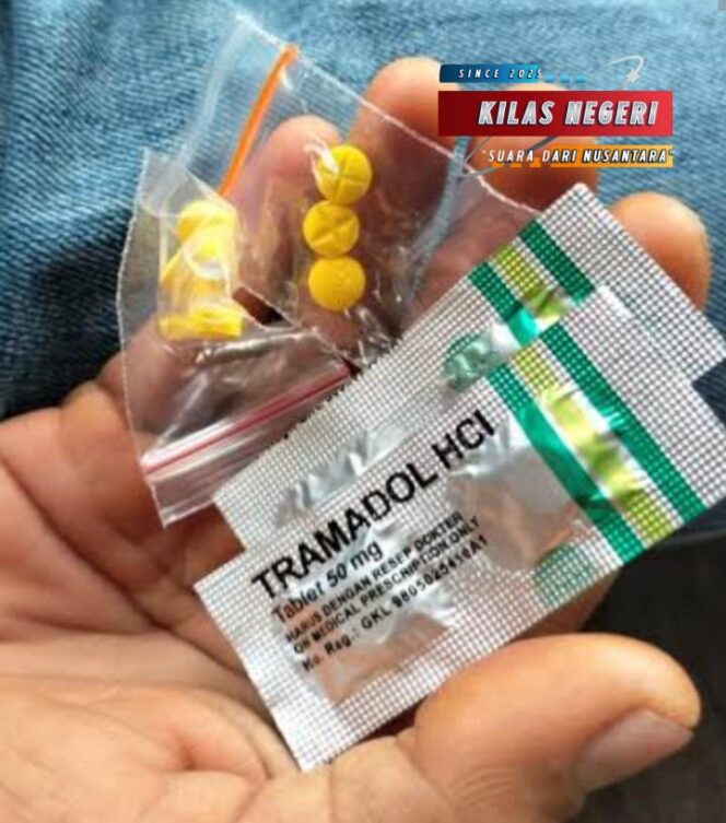 
Generasi Muda Terancam, Peredaran Obat Keras di Ciracas Luput dari Pengawasan