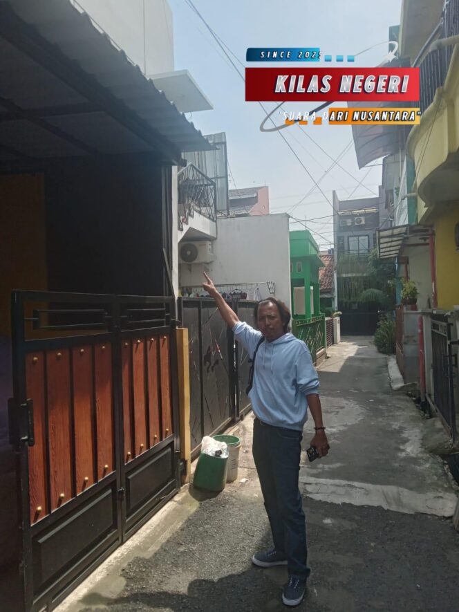 
Tim Buser Polsek Cakung Cek TKP Pencurian Sepeda Motor yang Viral di Media Sosial