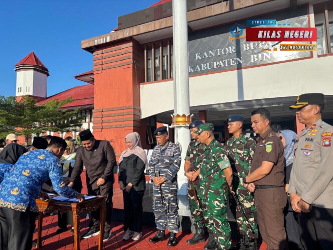 
Danlanal Bintan Hadiri Pengangkatan CPNS dan PPPK