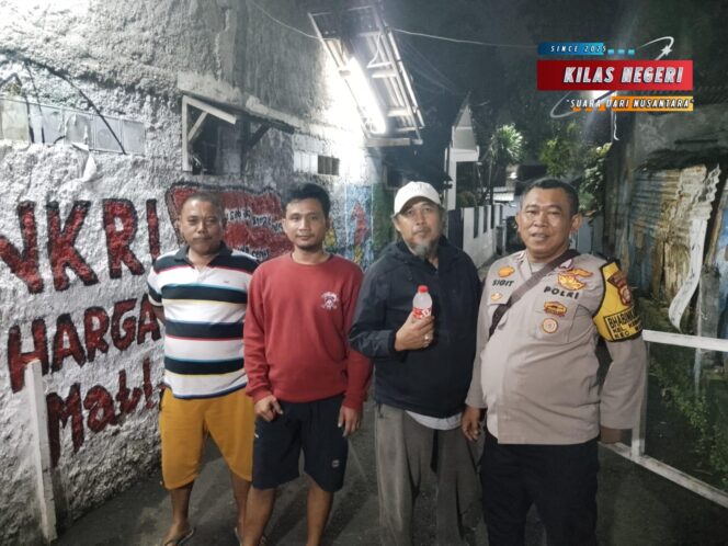 
Sambang Dini Hari Bhabinkamtibmas Kebon Pala: Wujud Kepedulian Jaga Kamtibmas dan Cegah Tawuran