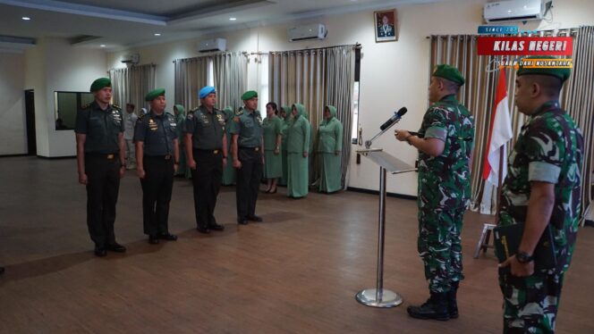 
Kodim 0502/Jakarta Utara Gelar Korps Raport Pindah Satuan Perwira