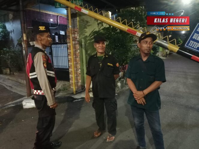 
Polsek Matraman Gelar Patroli Dialogis, Ajak Satpam RW 13 Bersinergi Jaga Kamtibmas