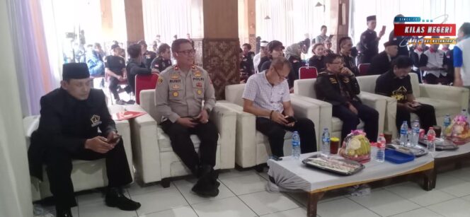 
PPBNI-Satria Banten Gelar Musyawarah Cabang Luar Biasa di Jakarta Timur, Polisi Lakukan Pengamanan Ketat