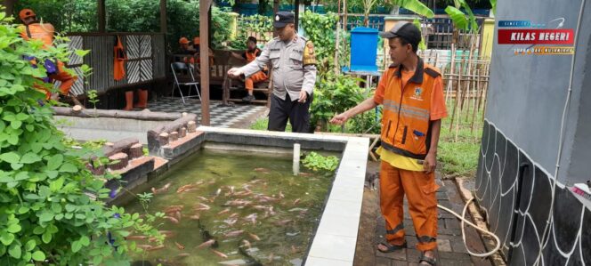 
Polsek Makasar Terus Dorong Ketahanan Pangan Lewat Pembinaan Poktan Bergizi