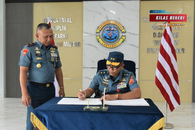 
Jalin Silaturahmi, Danlantamal I Terima Courtesy Call (CC) Kadilmiltama