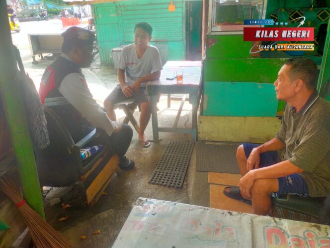 
Laksanakan Patroli Dialogis, Polisi Ajak Warga Aktif Jaga Kamtibmas