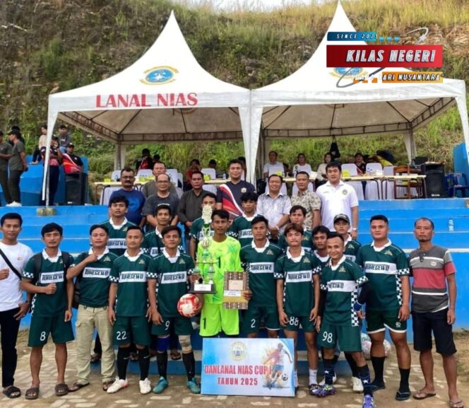
Penutupan Turnamen Sepak Bola Danlanal Nias Cup I Tahun 2025 Sukses Digelar