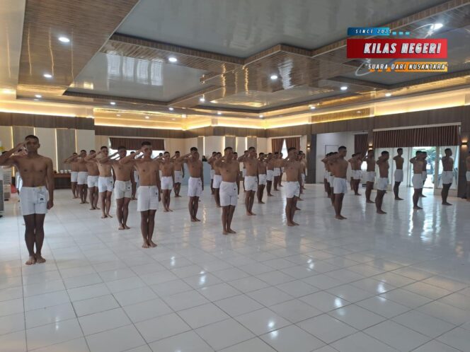 
Turut Persiapkan Calon Pemimpin Masa Depan TNI, Danlanal Dumai Hadiri Sidang Pantukhirda Calon Taruna Akademi TNI