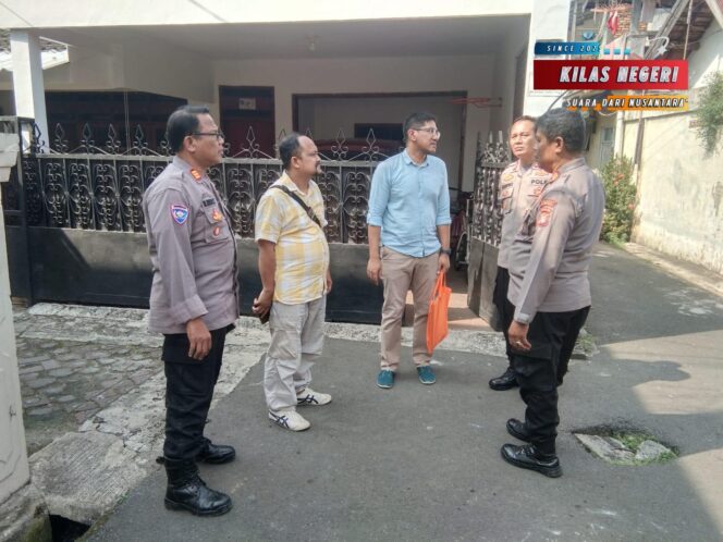 
Kapolsek Matraman Sambangi Warga RW 01, Wujudkan Polisi Peduli Masalah Sosial