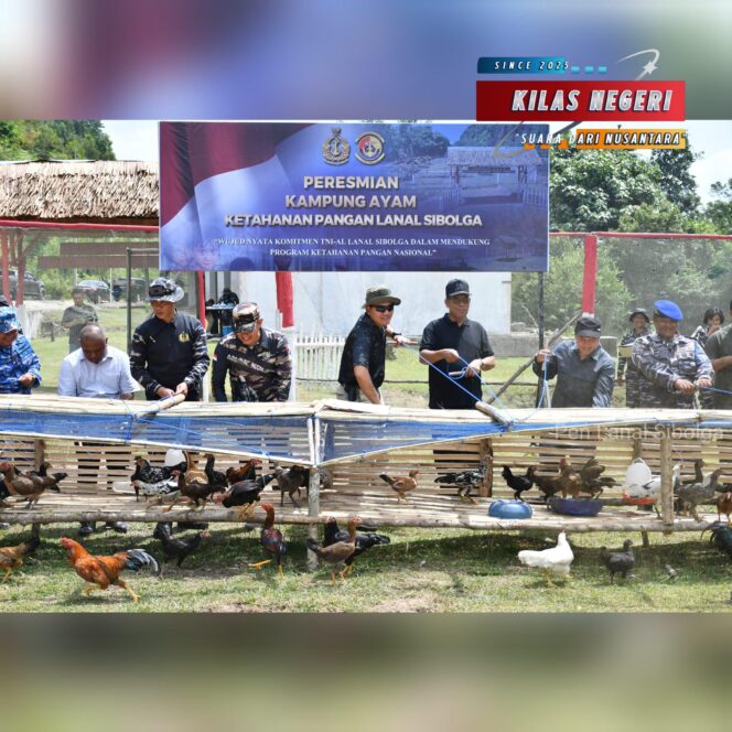 
Danlanal Sibolga Bersama Forkopimda Sibolga-Tapanuli Tengah Resmikan “Kampung Ayam” Ketahanan Pangan Lanal Sibolga