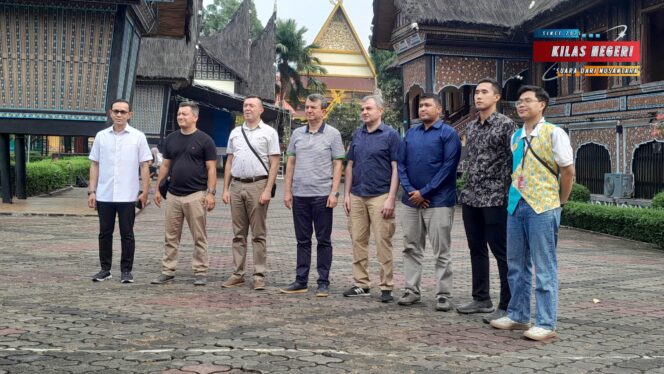 
Delegasi Turkish Gendarmerie Kunjungi TMII, Polda Metro Jaya Kerahkan 55 Personel Pengamanan