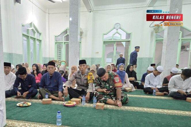 
Peringati 1 Muharram 1447 H, Bhabinkamtibmas Rawa Terate Hadiri Santunan Anak Yatim di Yayasan Al Burdah