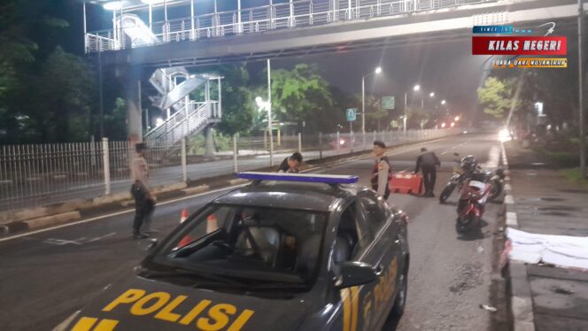 
Polsek Cipayung Gelar Strongpoint di TMII, Antisipasi Balap Liar dan Gangguan Kamtibmas