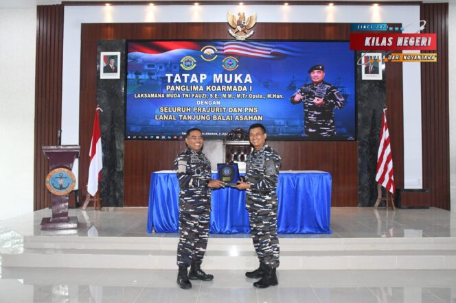 
Pangkoarmada I Kunjungi Lanal TBA, Lepas 5.000 Bibit Ikan dan Apresiasi Prestasi Prajurit