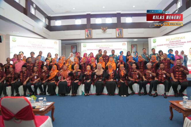 
Lanal Bintan Hadiri Acara Pelantikan Pengurus Dekranasda Kota Tanjungpinang