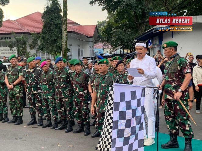 
Komandan Lanal Bandung Hadiri Pelepasan Calon Taruna Akademi TNI TA. 2025 Tingkat Panselinda Bandung dan Panselindasus SMAT Krida Nusantara