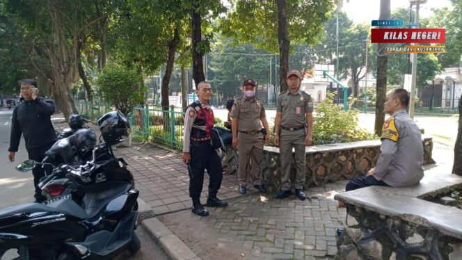
Respons Cepat Polsek Jatinegara Tindaklanjuti Laporan Miras Lewat Call Center 110