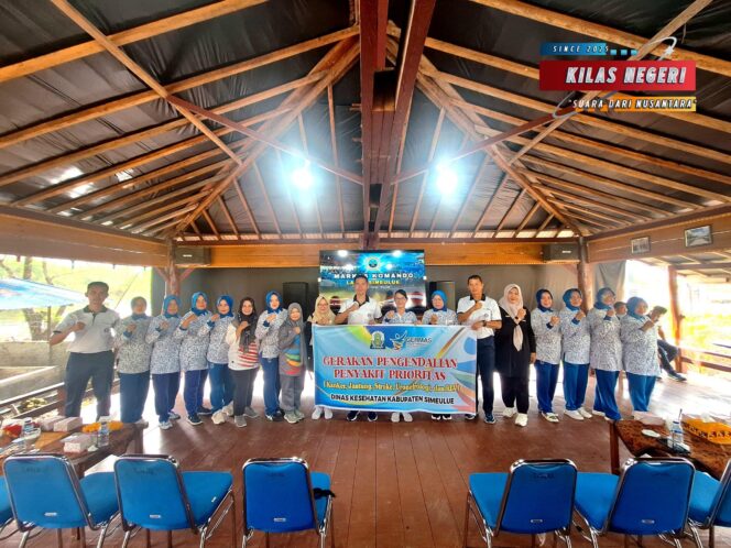 
Lanal Simeulue Laksanakan Olahraga Bersama Dinas Kesehatan Kabupaten Simeulue