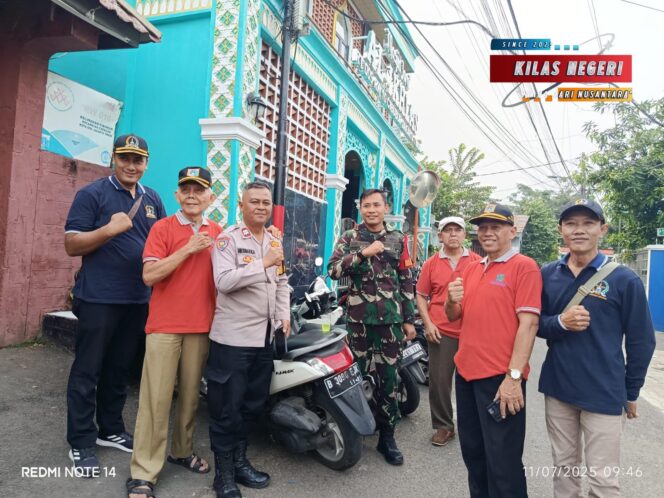 
“Jum’at Curhat” di Cibubur, Polsek Ciracas Dekat dengan Warga, Serap Aspirasi, dan Cari Solusi