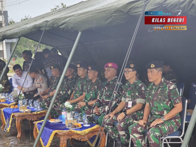 
Danlanal Bintan Hadiri Upacara Penutupan Pendidikan Dasar Militer dan Penetapan Komcad SPPI Batch-3