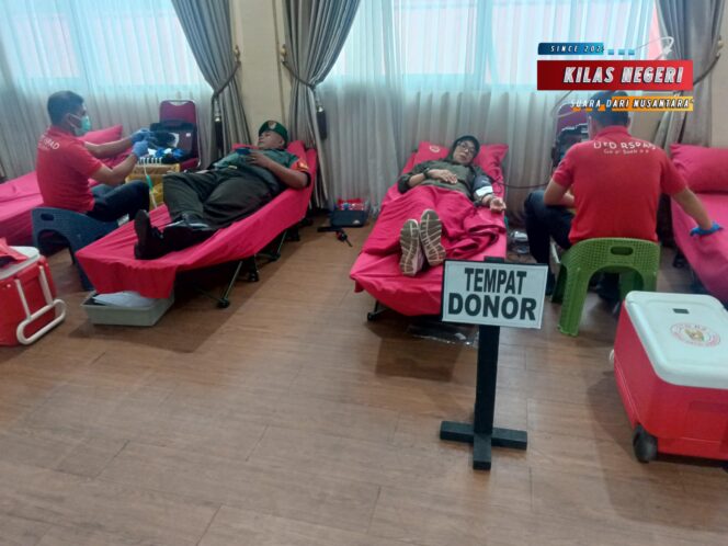 
Kodim 0502/JU Dukung RSPAD Gatot Subroto dalam Kegiatan Donor Darah untuk Indonesia Sehat