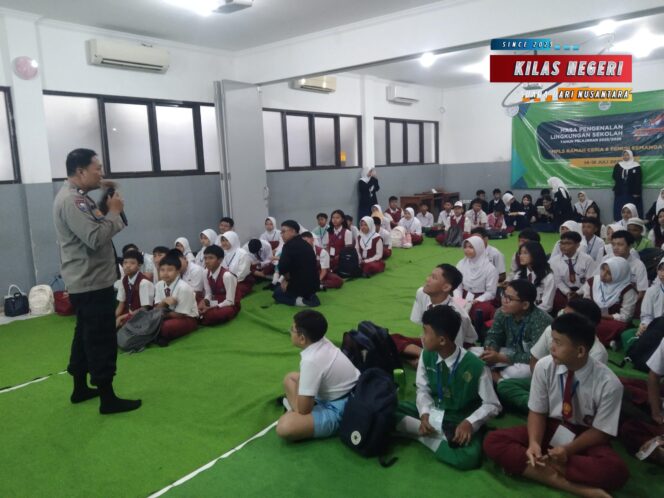 
Polisi Hadir Mendidik Generasi, Cegah Remaja Terjerumus Bahaya Narkoba dan Kekerasan Sejak Dini