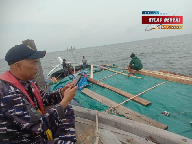 
TIM SAR Lanal Dabo Singkep Berhasil Evakuasi KLM Sumber Usaha HD