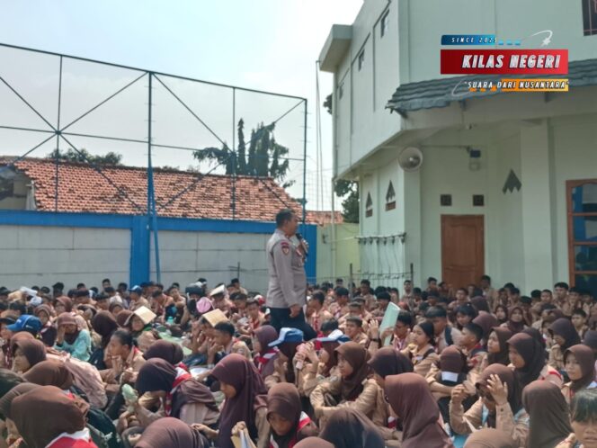 
Kapolsek Makasar Ajak Siswa SMPN 268 Waspadai Bahaya Narkoba, Tawuran, dan Judi Online dalam MPLS Ramah