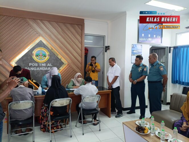 
Posal Pangandaran Lanal Bandung Bersinergi Dengan Savana Medika Gelar Layanan Kesehatan Prima