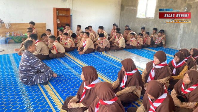 
Bina Karakter Pelajar, Lanal Bintan Berikan Pelatihan Disiplin dan Wawasan Kebangsaan